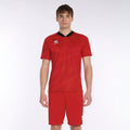 Errea Peter Goalie Shirt: Stile And Performance For Goalkeepers